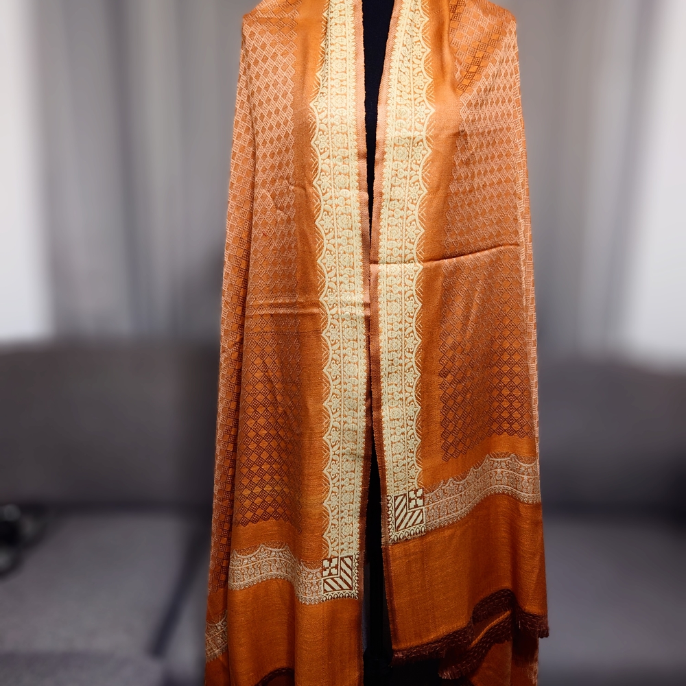 Elegant Diamond-shaped Pattern Winter Shawls- Worn Both Ways, Inside Out